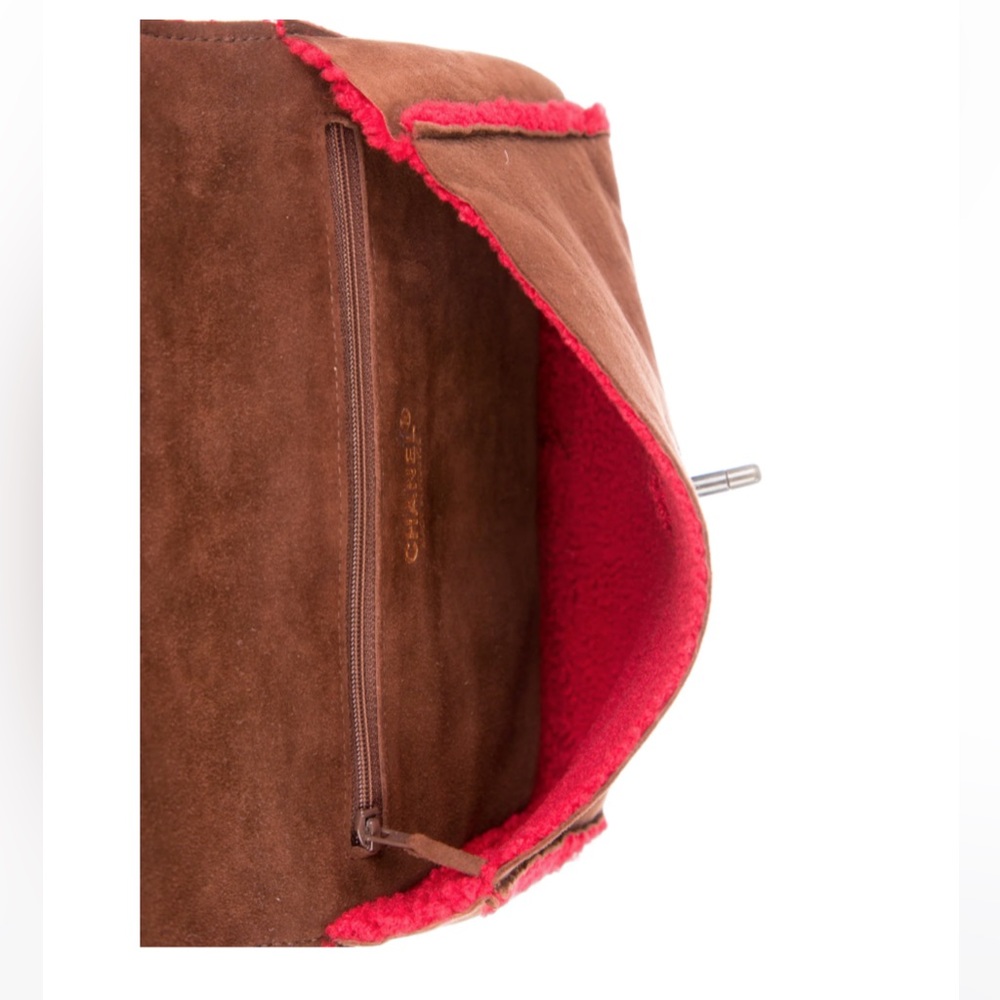 CHANEL CC TURNLOCK BROWN SUEDE LEATHER RED SHEARLING FLAP CLUTCH